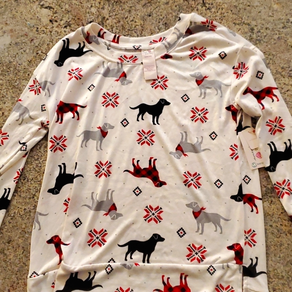 Sleep knit shirt, size small, new with tags